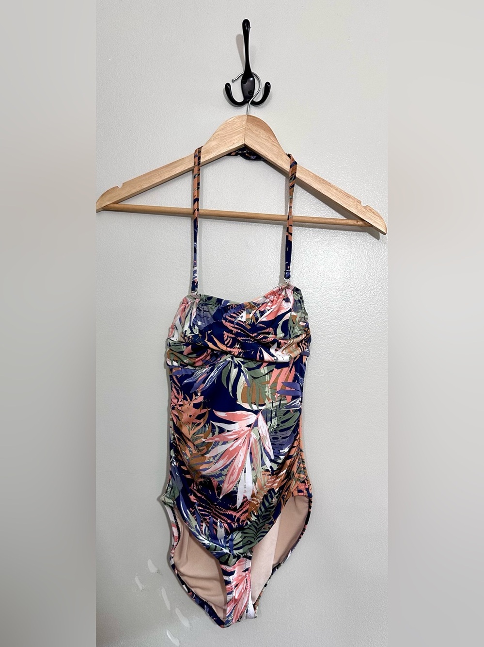 Garnet Hill Ruched Bandeau One-Piece Swimsuit Size 2 - Picture 3 of 12